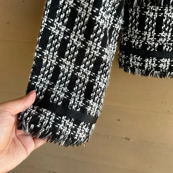 Black and White Tweed Jacket - Women's Size 12 - Picture 3 of 5